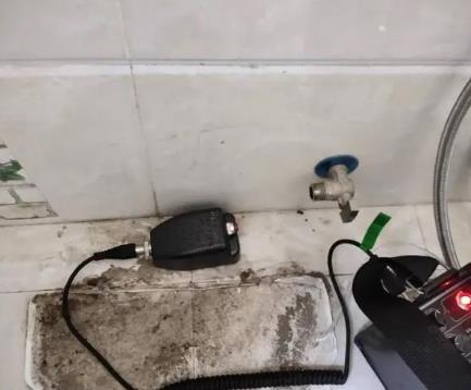 盘锦屋顶漏水维修公司分享下卫生间漏水的危害及解决方法